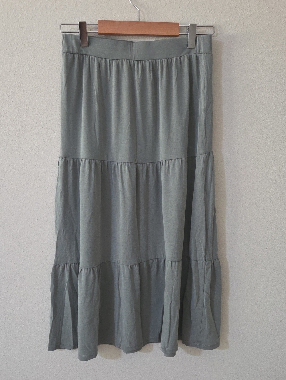 crosby. Sage Tiered Midi Skirt